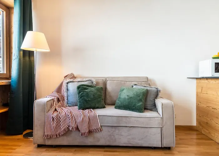 아파트 Hellochalet Trackside House - Ski-in Ski-out On The Cretaz Slopes *