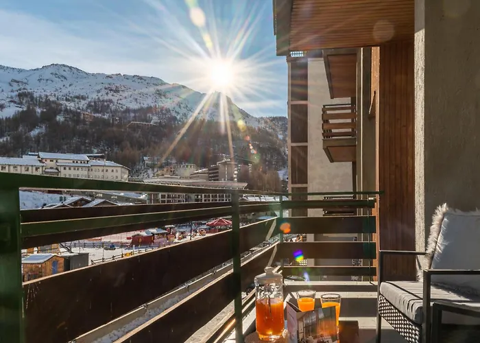Hellochalet Trackside House - Ski-in Ski-out On The Cretaz Slopes * 브루일서비니아