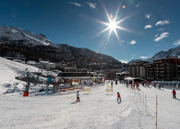 Hellochalet Trackside House - Ski-in Ski-out On The Cretaz Slopes 아파트 *