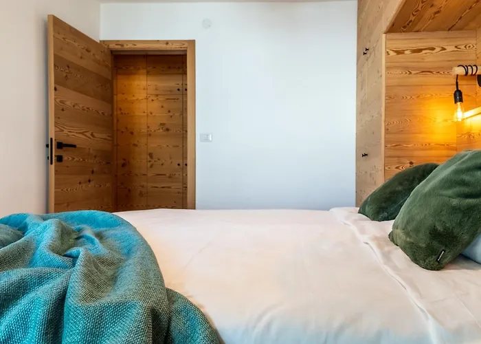 Hellochalet Trackside House - Ski-in Ski-out On The Cretaz Slopes 아파트 *