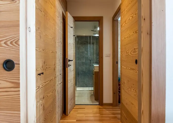 Hellochalet Trackside House - Ski-in Ski-out On The Cretaz Slopes * 브루일서비니아