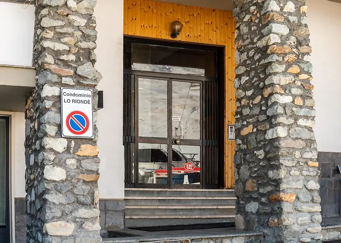 Hellochalet Trackside House - Ski-in Ski-out On The Cretaz Slopes * 브루일서비니아