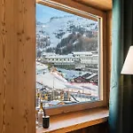 דירה Hellochalet Trackside House - Ski-in Ski-out On The Cretaz Slopes ברויל-קרוויניה